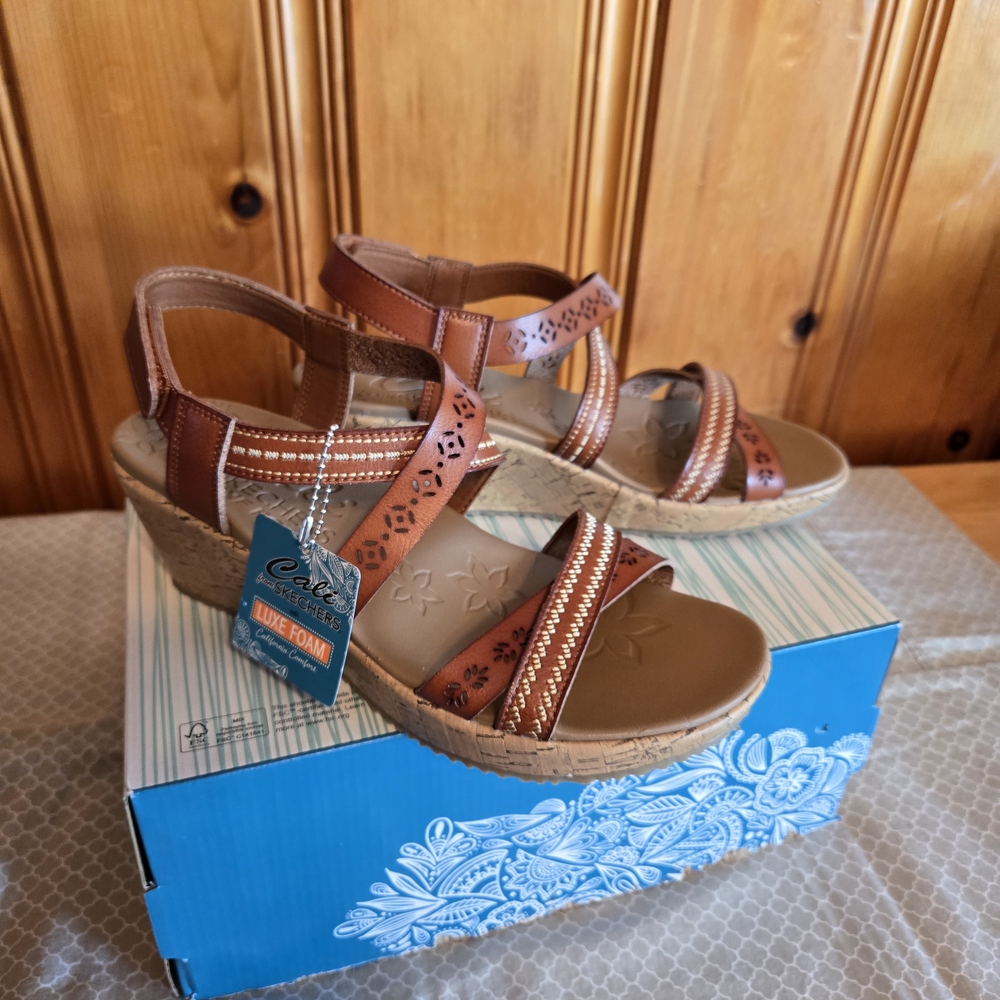 Sketchers Women's Brown Strappy Sandals